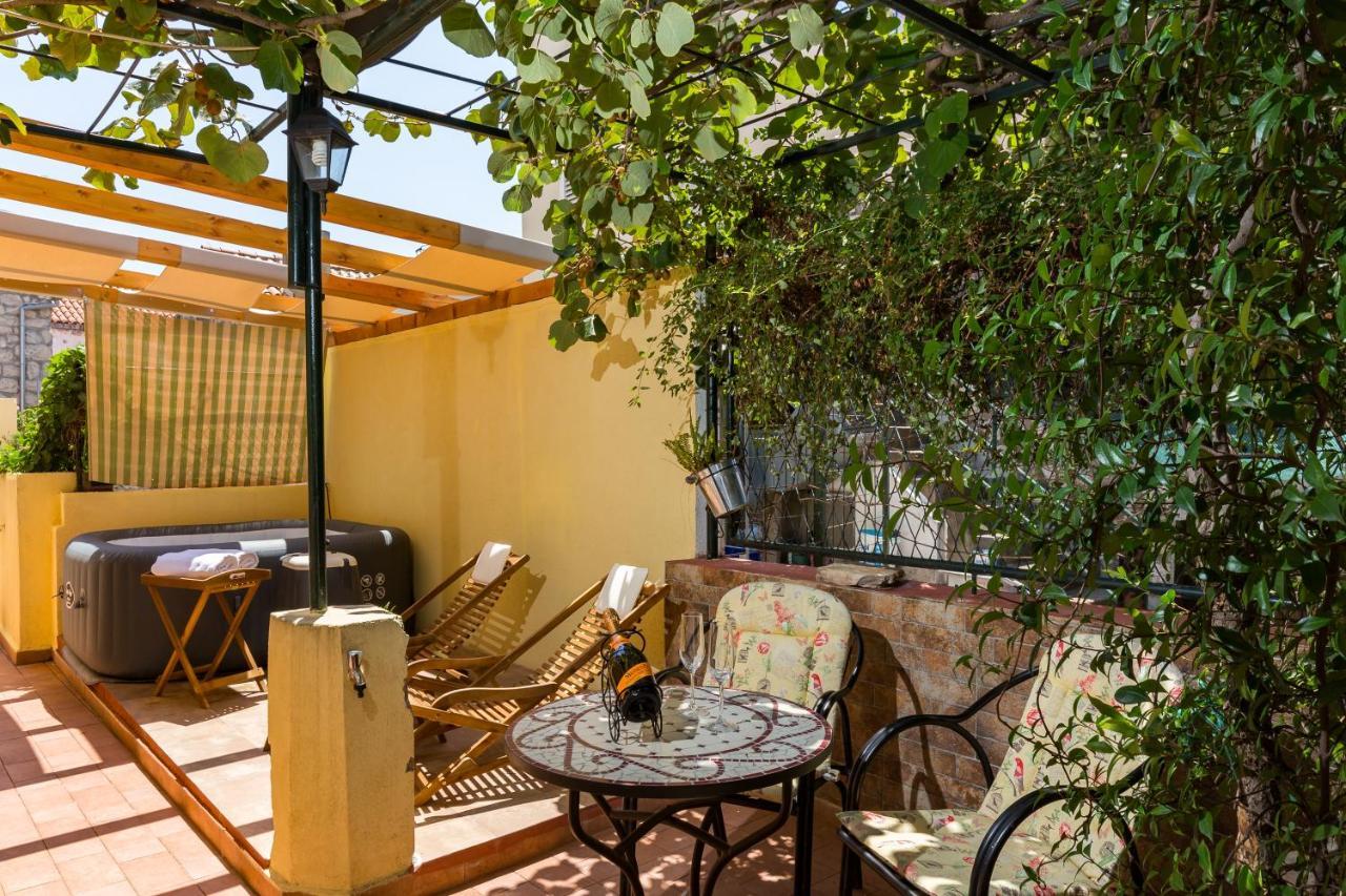Apartment Hladilo "Nostalgia" Dubrovnik Bagian luar foto