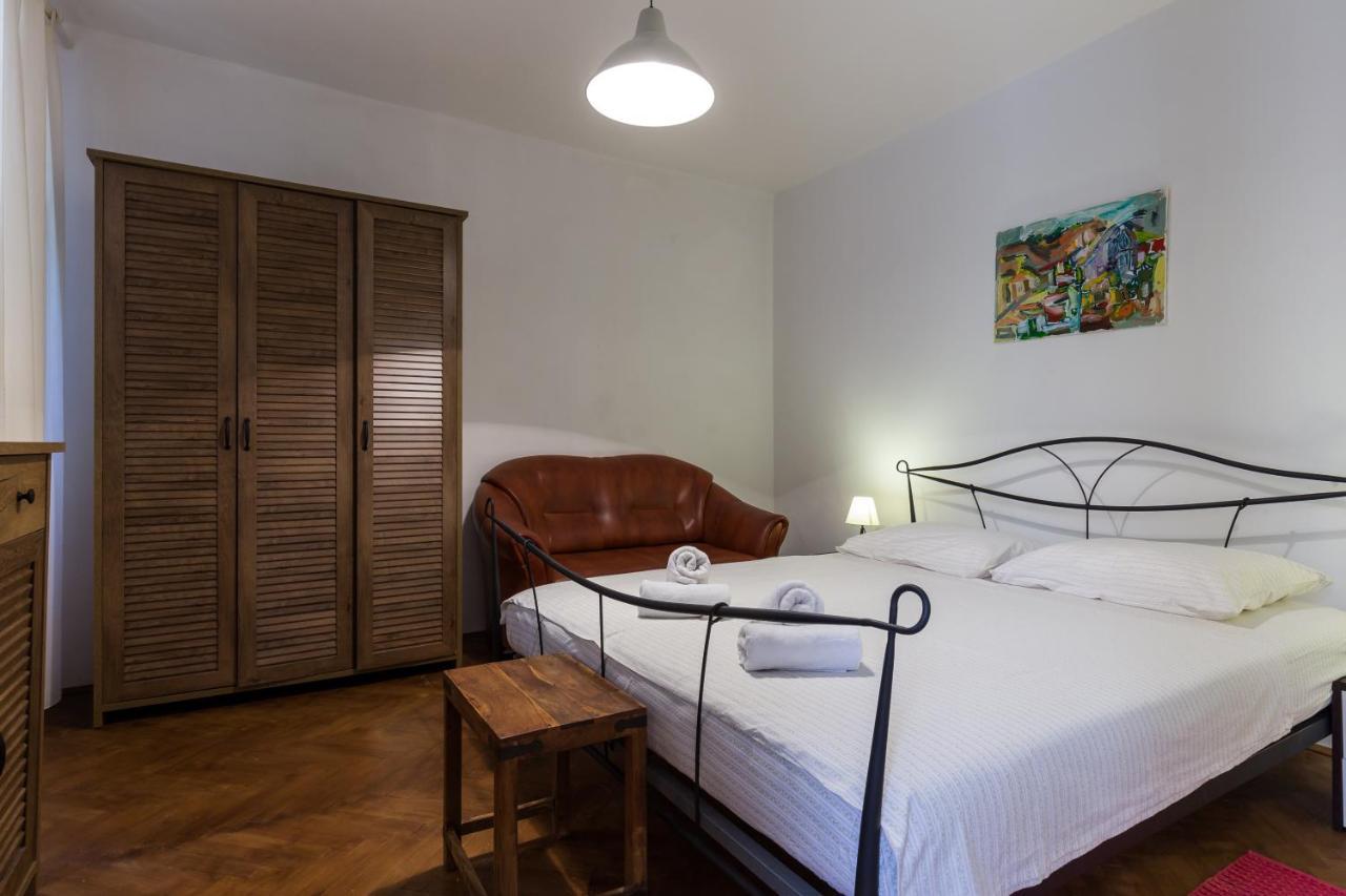 Apartment Hladilo "Nostalgia" Dubrovnik Bagian luar foto