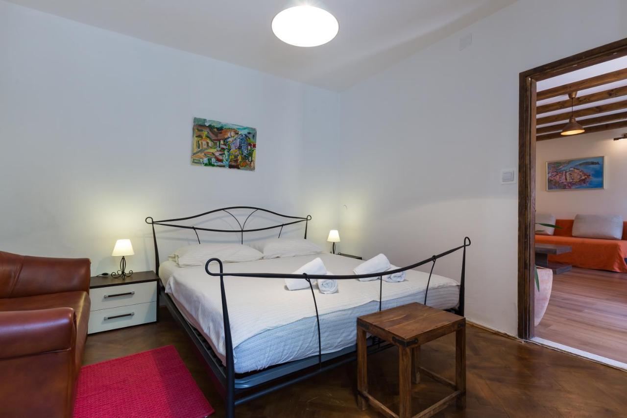 Apartment Hladilo "Nostalgia" Dubrovnik Bagian luar foto