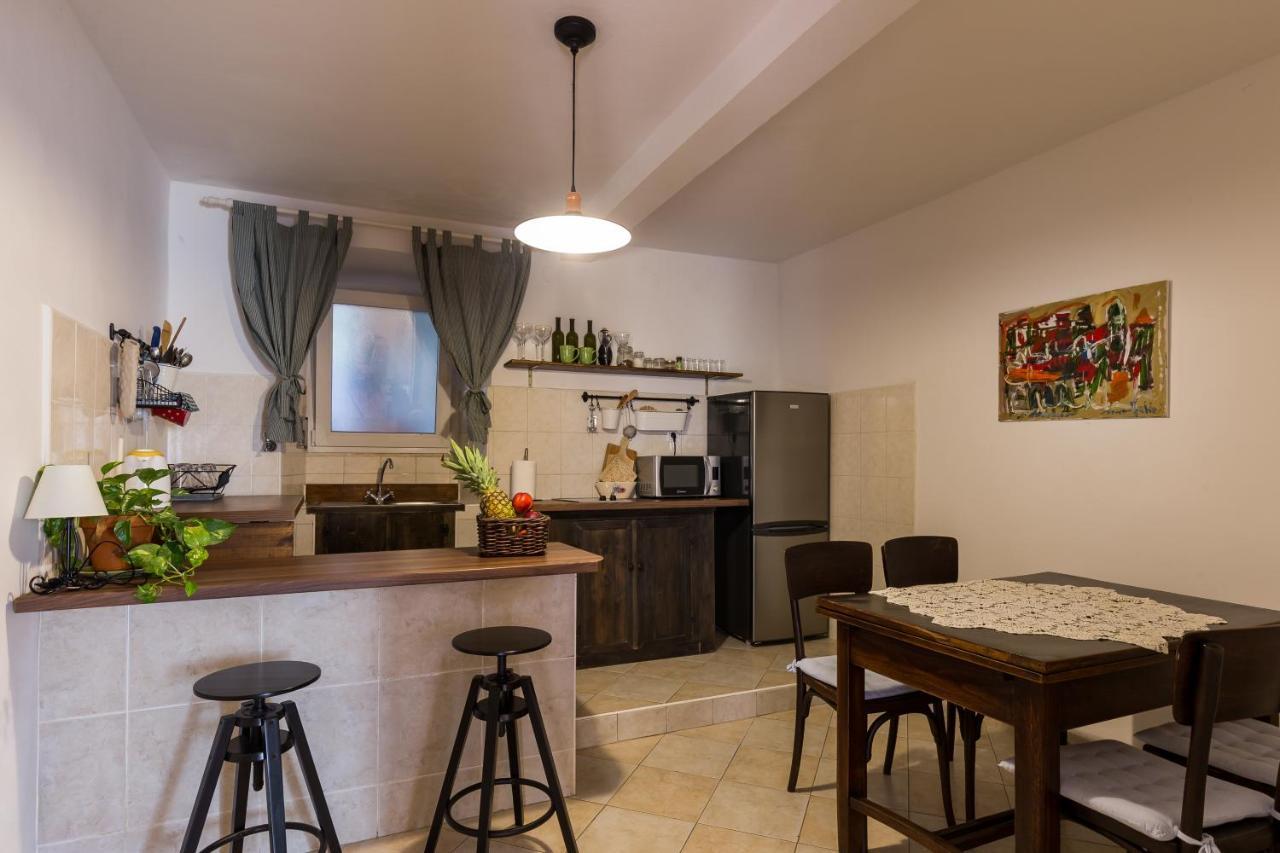 Apartment Hladilo "Nostalgia" Dubrovnik Bagian luar foto